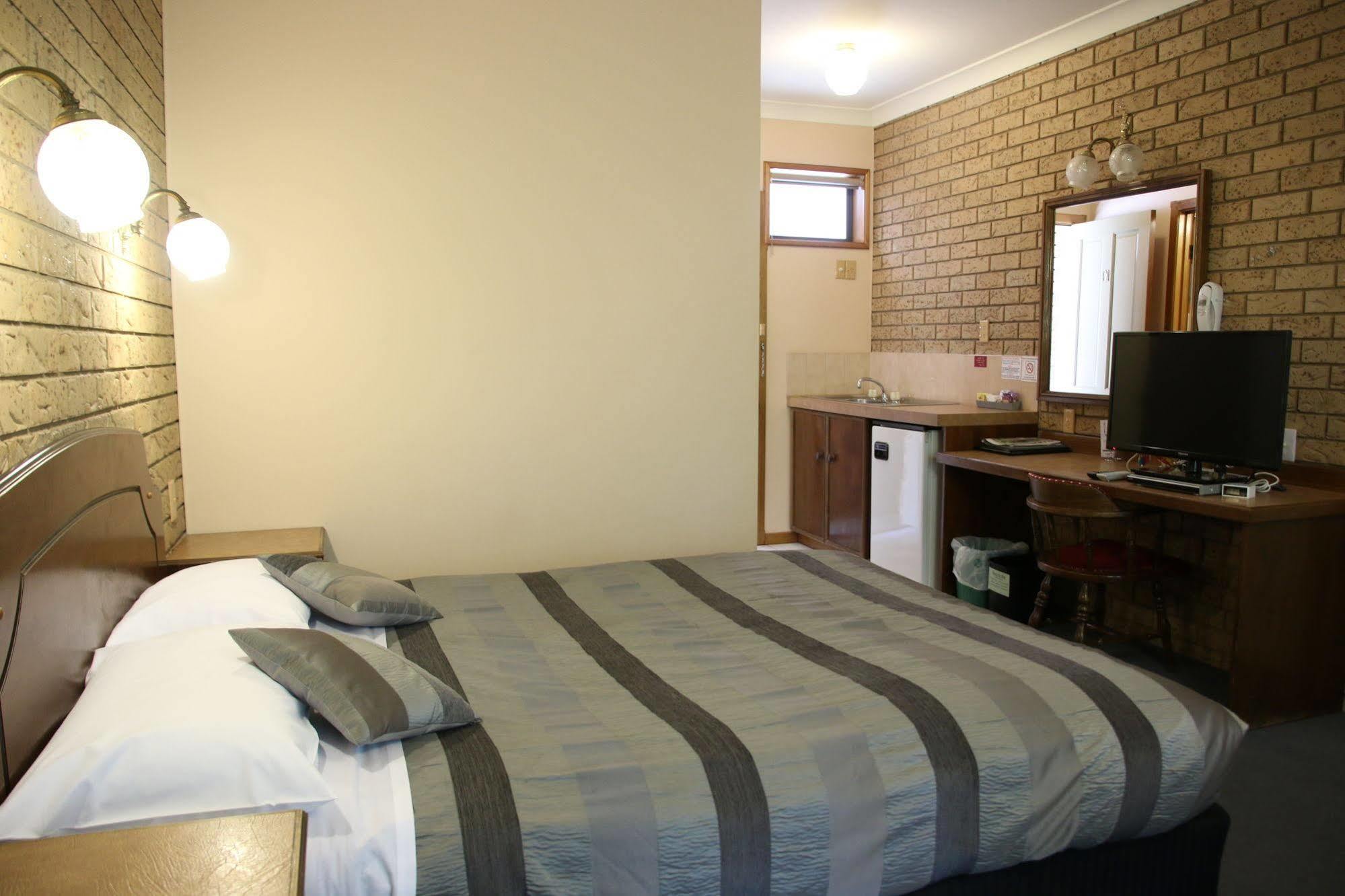 Barrass John Bright Motor Inn 외부 사진